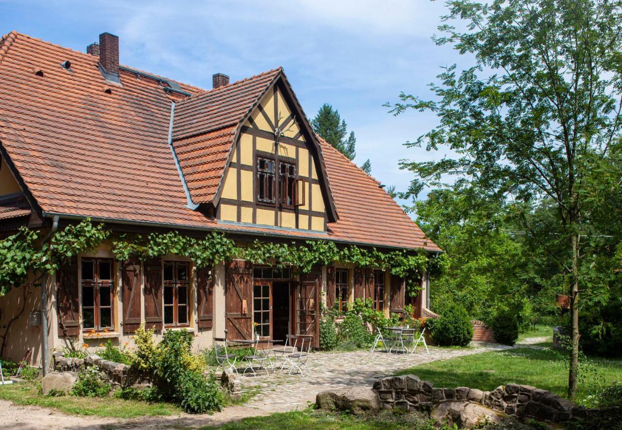 Forsthaus Strelitz Hotel นอยชเตรลิทซ์ ภายนอก รูปภาพ
